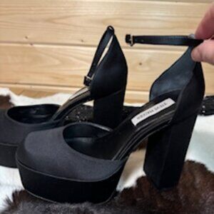 Steve Madden Agata Black Satin Ankle Strap Block Heel Rounded Toe Fashion Pumps
